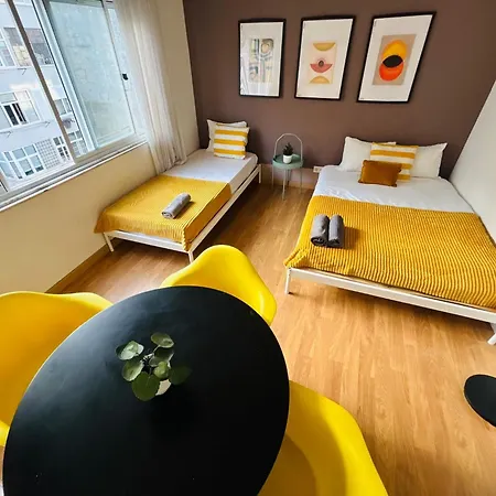 And Spacious In Lisbon, Ideal For Tourists *