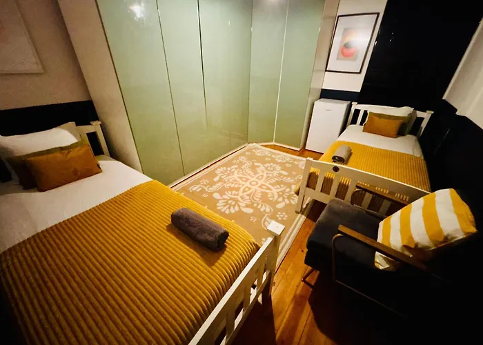 And Spacious In Lisbon, Ideal For Tourists