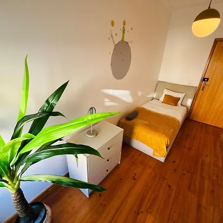 And Spacious In Lisbon, Ideal For Tourists * ליסבון