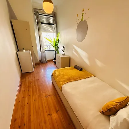 旅馆 And Spacious In Lisbon, Ideal For Tourists Lisboa
