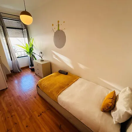 And Spacious In Lisbon, Ideal For Tourists بيت شباب