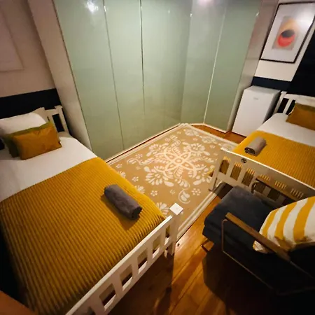 And Spacious In Lisbon, Ideal For Tourists * Lissabon