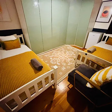 And Spacious In Lisbon, Ideal For Tourists *