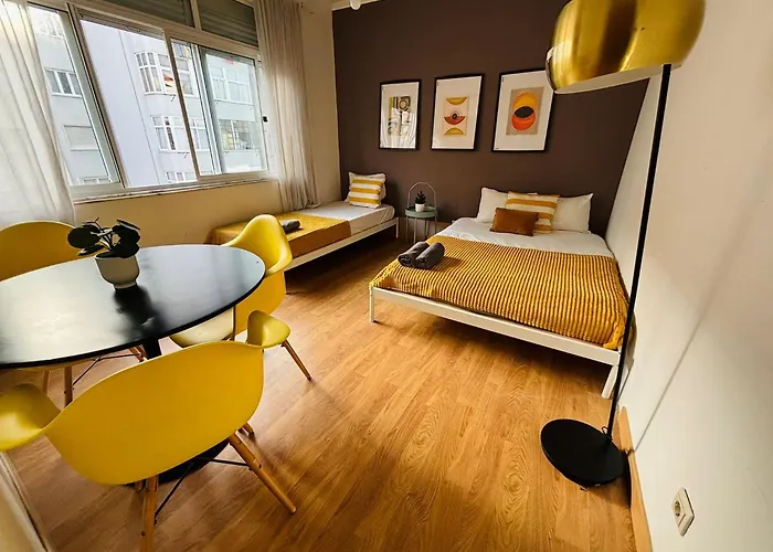 Ostello And Spacious In Lisbon, Ideal For Tourists Lisbona